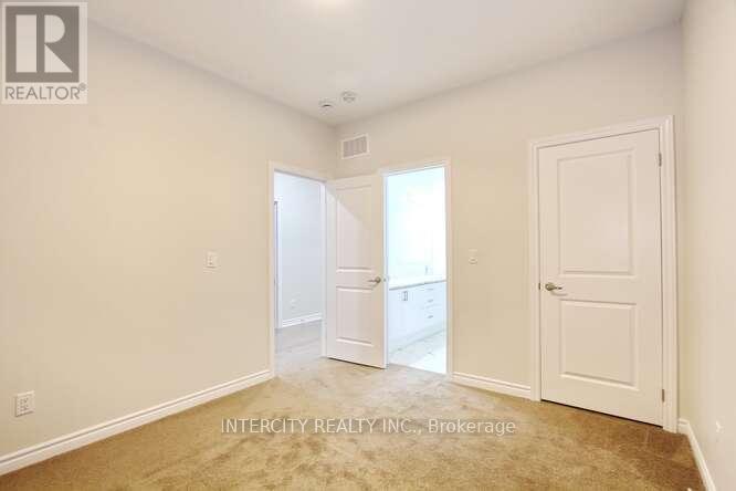 19 Galvin Avenue, Caledon, Ontario  L7C 4M5 - Photo 44 - W12562142