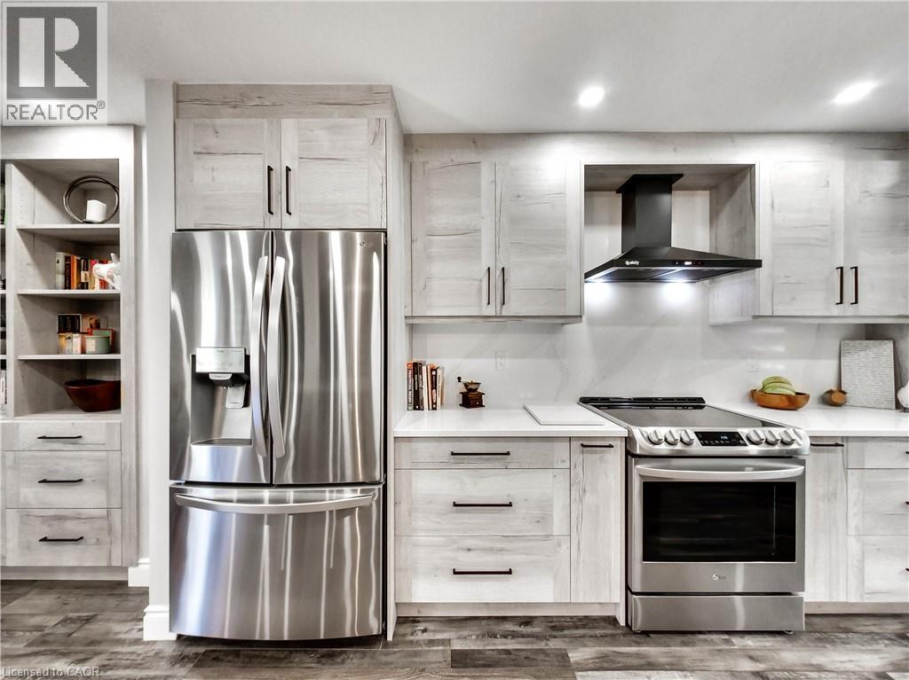 22 Hedgelawn Drive, Grimsby, Ontario  L3M 5G9 - Photo 10 - 40752631