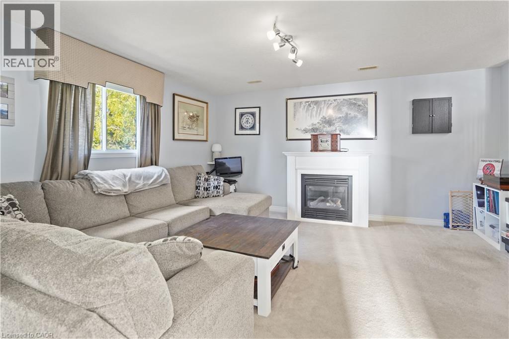 291 Schneller Drive, Baden, Ontario  N3A 2K8 - Photo 5 - 40780147