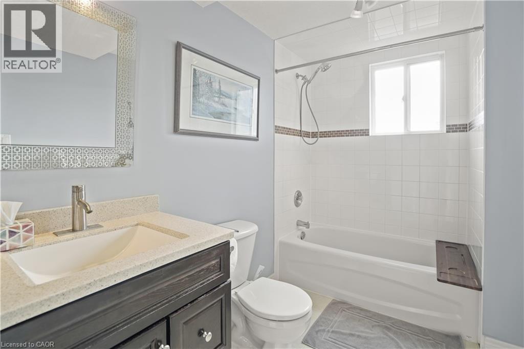 291 Schneller Drive, Baden, Ontario  N3A 2K8 - Photo 14 - 40780147