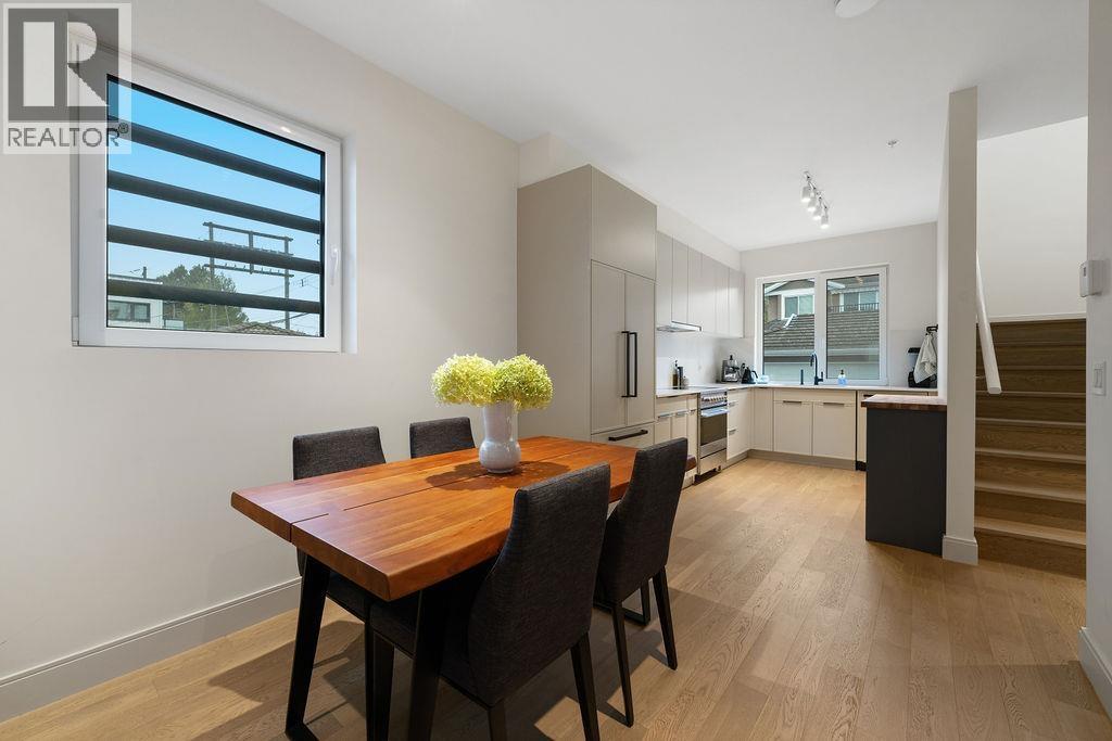 27 632 E 3rd Street, North Vancouver, British Columbia V7L 1G7 - Photo 18 - R3068575