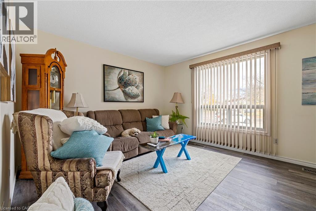 9 Cleveland Place, Stoney Creek, Ontario  L8J 1M9 - Photo 11 - 40788694