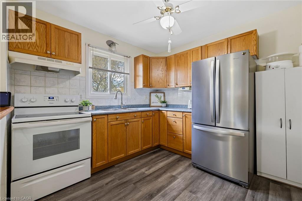 9 Cleveland Place, Stoney Creek, Ontario  L8J 1M9 - Photo 16 - 40788694