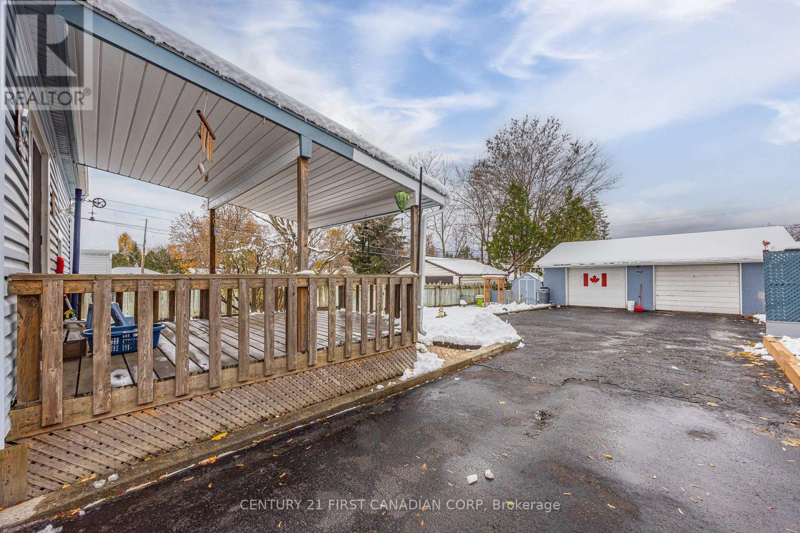 265 Short Avenue, London East, Ontario  N5W 1W3 - Photo 39 - X12562182