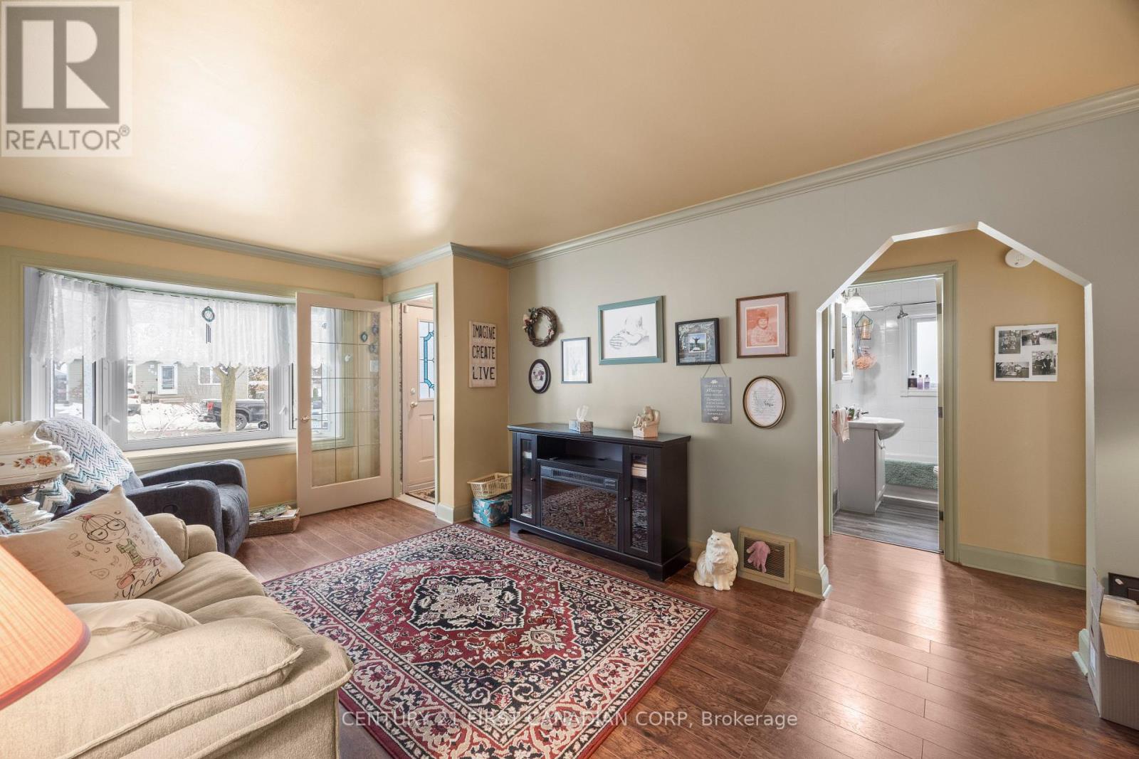 265 Short Avenue, London East, Ontario  N5W 1W3 - Photo 8 - X12562182