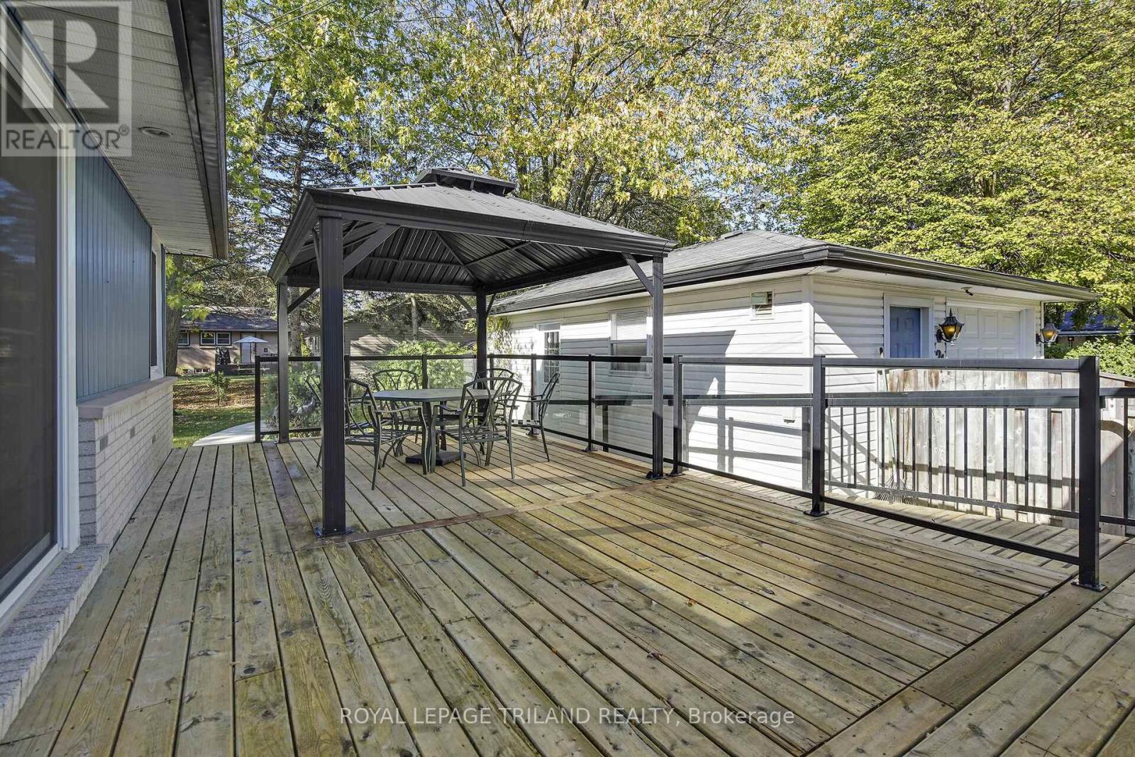 21 Langton Road, London East, Ontario  N5V 2L9 - Photo 17 - X12562268