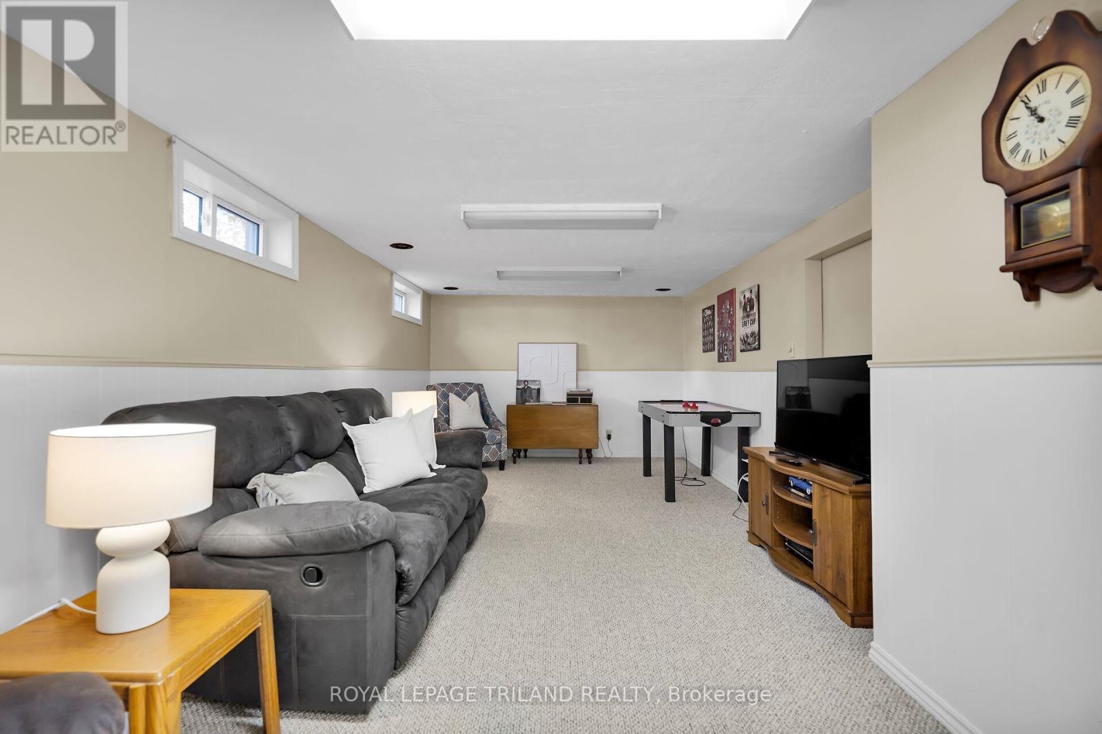 544 Griffith Street, London South, Ontario  N6K 2S6 - Photo 23 - X12562318