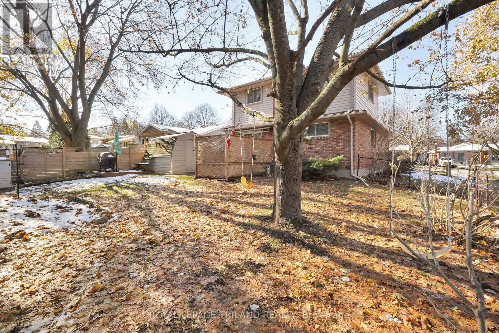 544 Griffith Street, London South, Ontario  N6K 2S6 - Photo 34 - X12562318