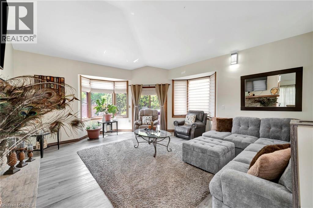 132 Oak Street, Simcoe, Ontario  N3Y 4S3 - Photo 12 - 40789023