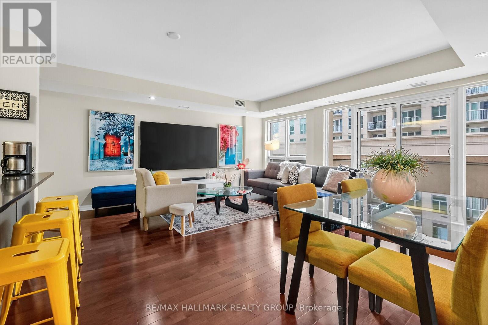 206 - 242 Rideau Street, Ottawa, Ontario  K1N 0B7 - Photo 10 - X12562284