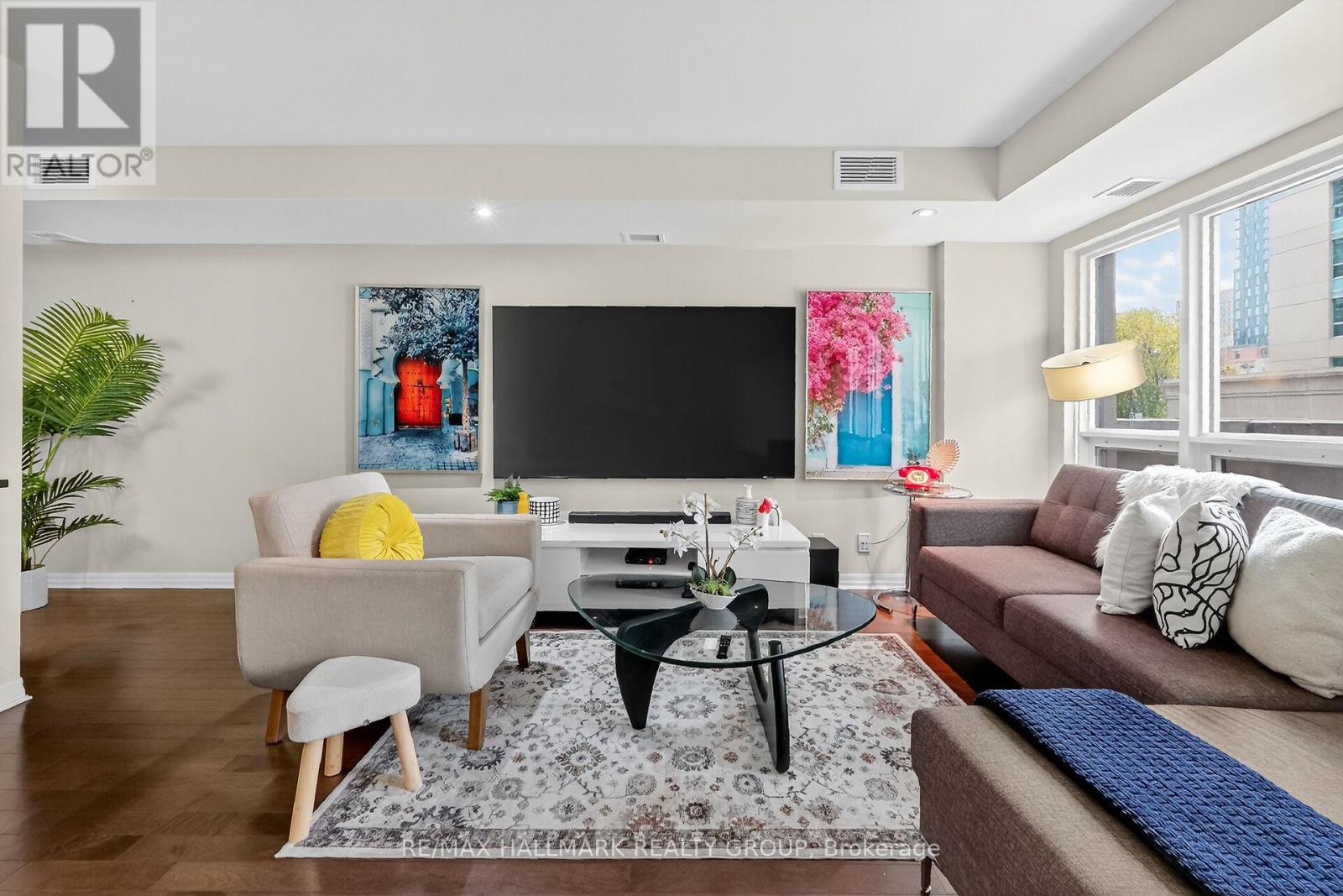 206 - 242 Rideau Street, Ottawa, Ontario  K1N 0B7 - Photo 11 - X12562284