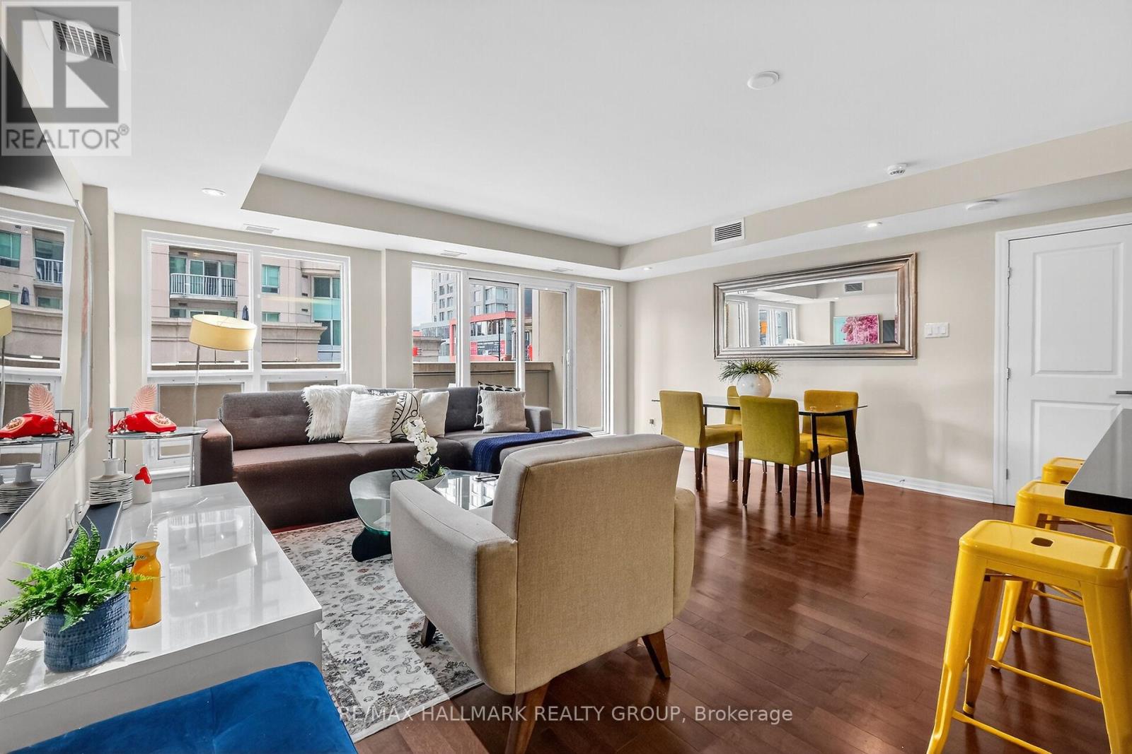 206 - 242 Rideau Street, Ottawa, Ontario  K1N 0B7 - Photo 12 - X12562284