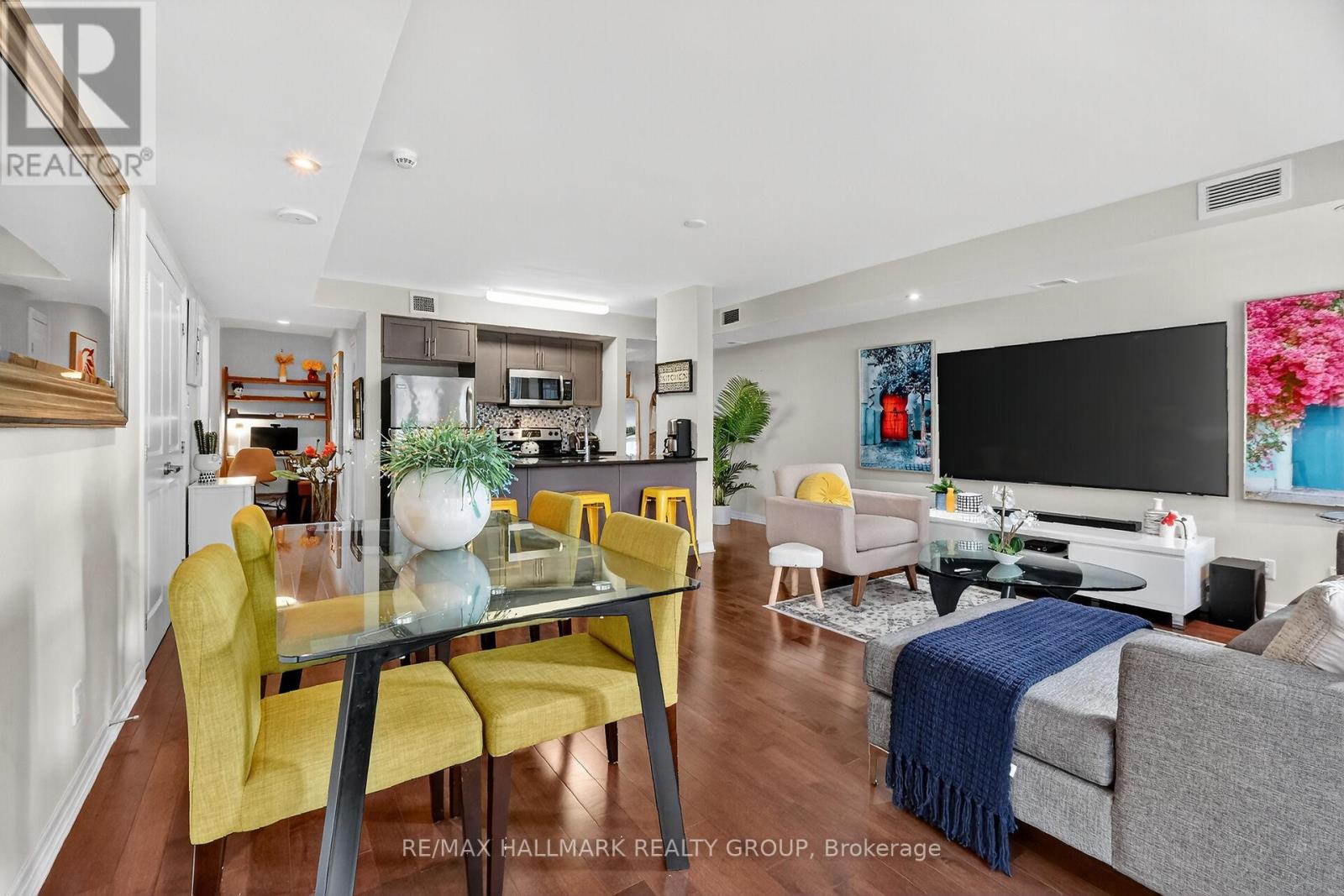 206 - 242 Rideau Street, Ottawa, Ontario  K1N 0B7 - Photo 14 - X12562284