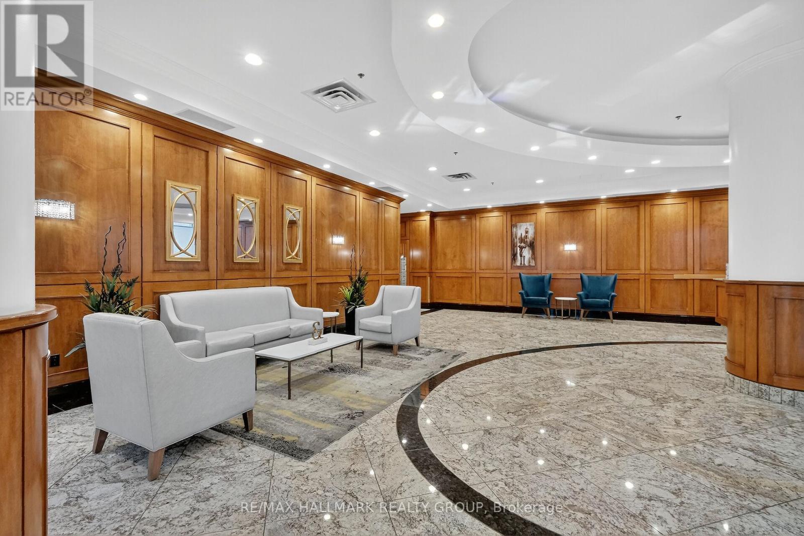 206 - 242 Rideau Street, Ottawa, Ontario  K1N 0B7 - Photo 4 - X12562284