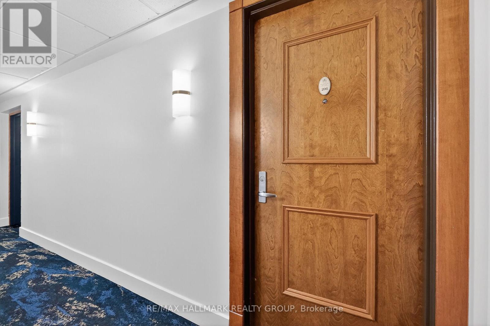 206 - 242 Rideau Street, Ottawa, Ontario  K1N 0B7 - Photo 5 - X12562284