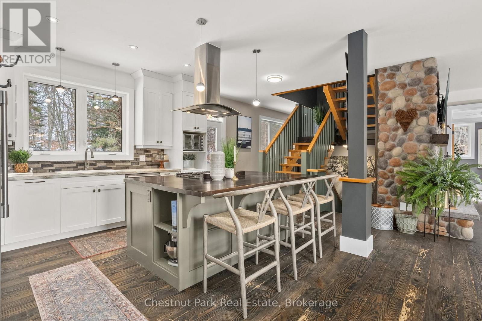 1555 Etwell Road, Huntsville, Ontario  P1H 2J2 - Photo 15 - X12562148