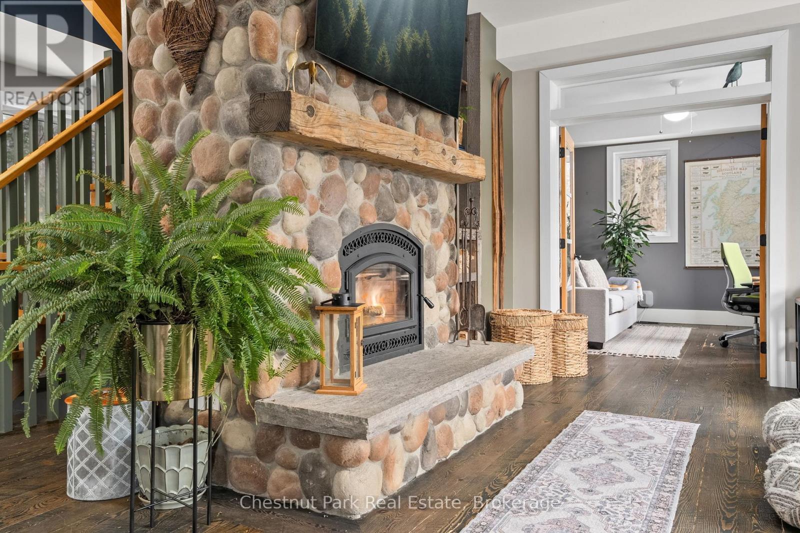 1555 Etwell Road, Huntsville, Ontario  P1H 2J2 - Photo 10 - X12562148