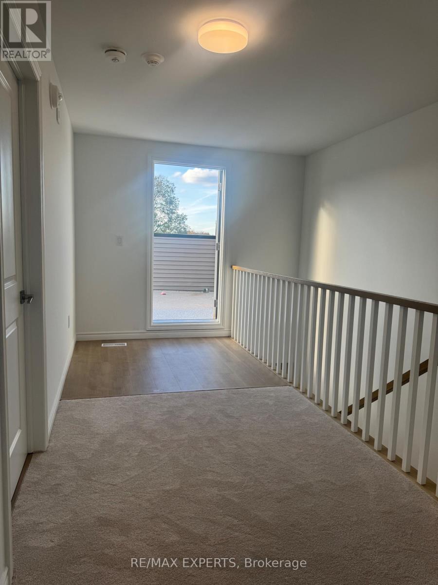 13 - 2 Slessor Boulevard, Grimsby, Ontario  L3M 3T2 - Photo 21 - X12562146