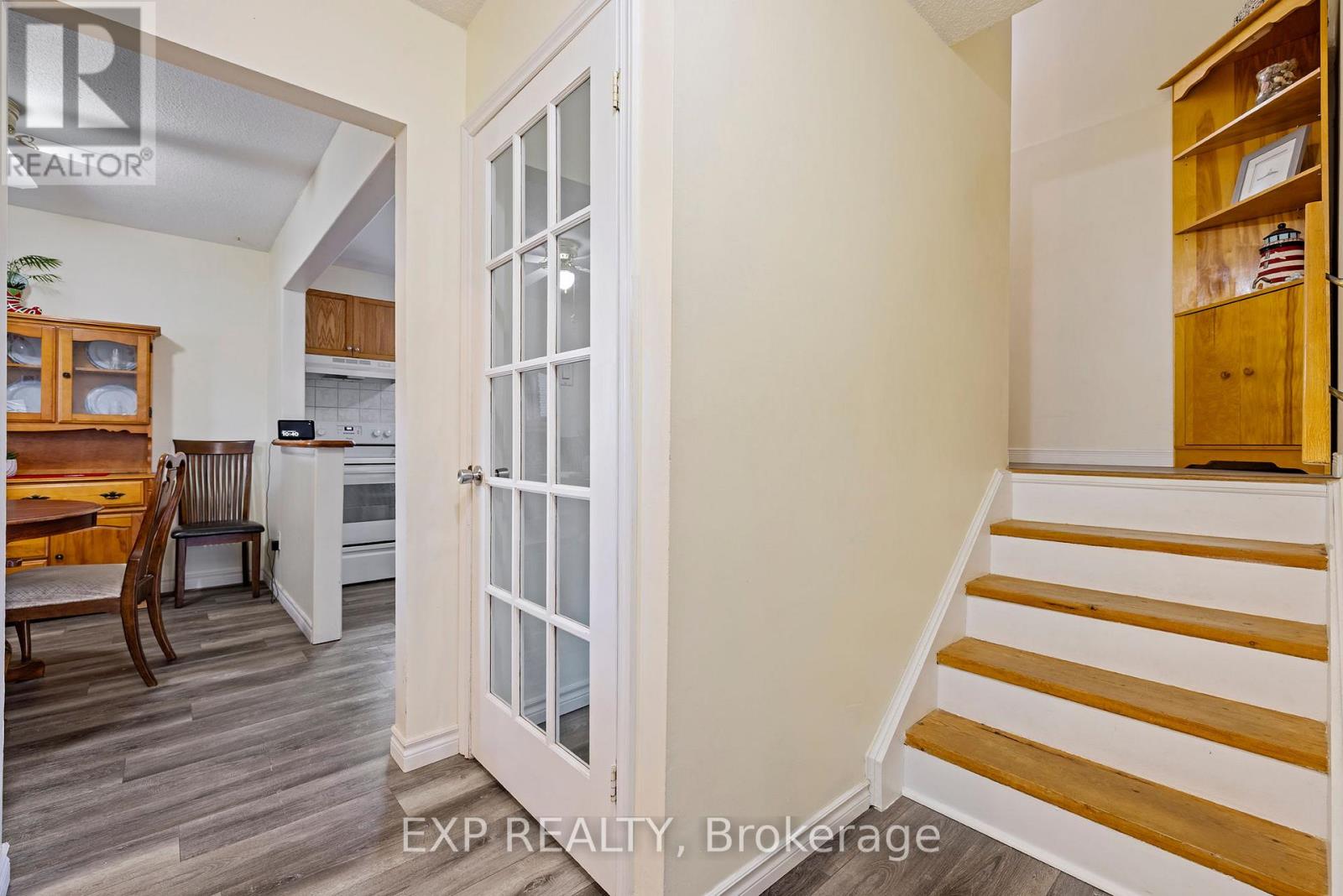 9 Cleveland Place, Hamilton, Ontario  L8J 1M9 - Photo 13 - X12552754