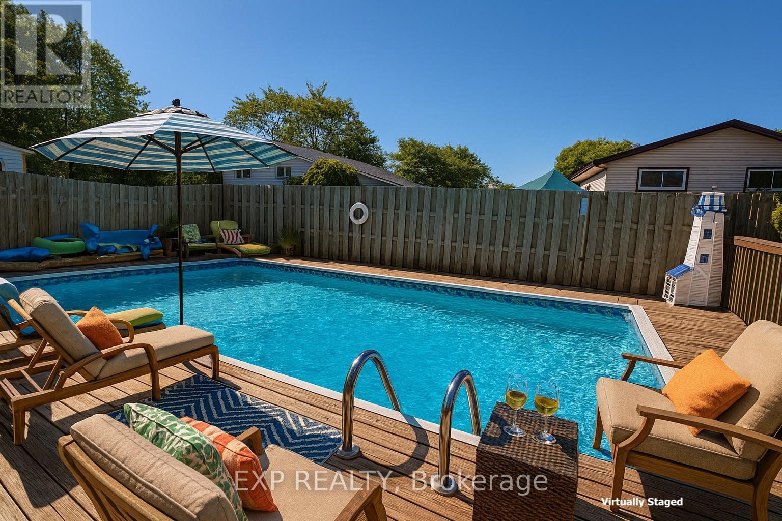 9 Cleveland Place, Hamilton, Ontario  L8J 1M9 - Photo 3 - X12552754