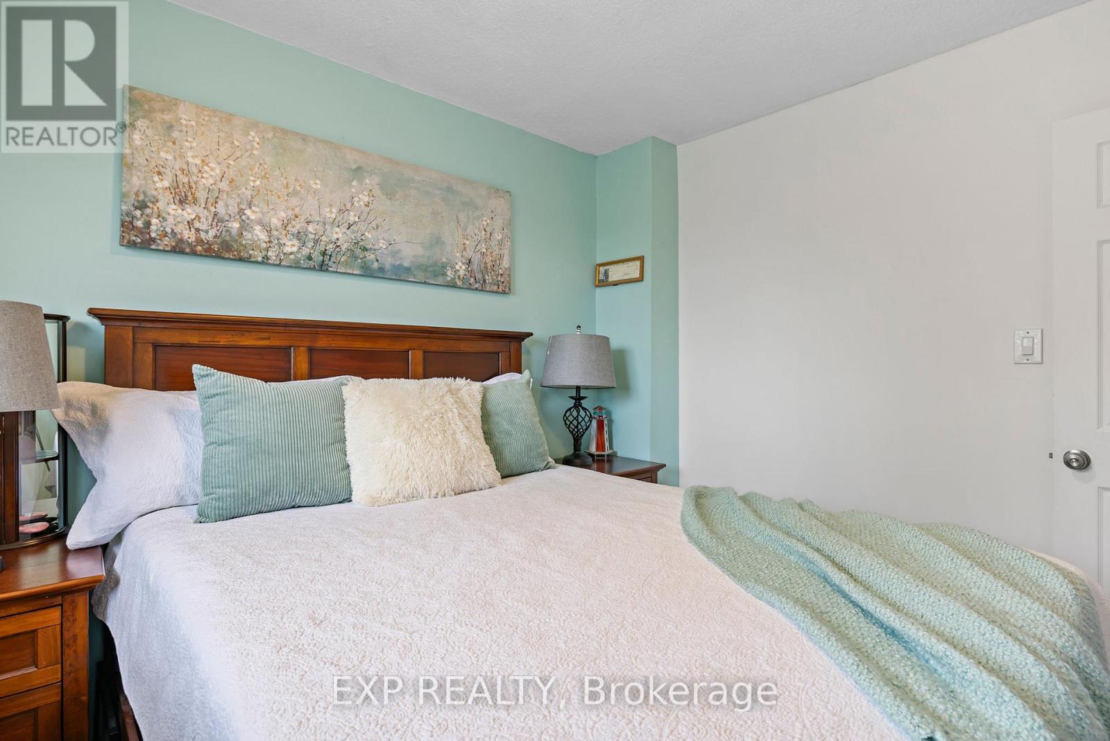 9 Cleveland Place, Hamilton, Ontario  L8J 1M9 - Photo 27 - X12552754