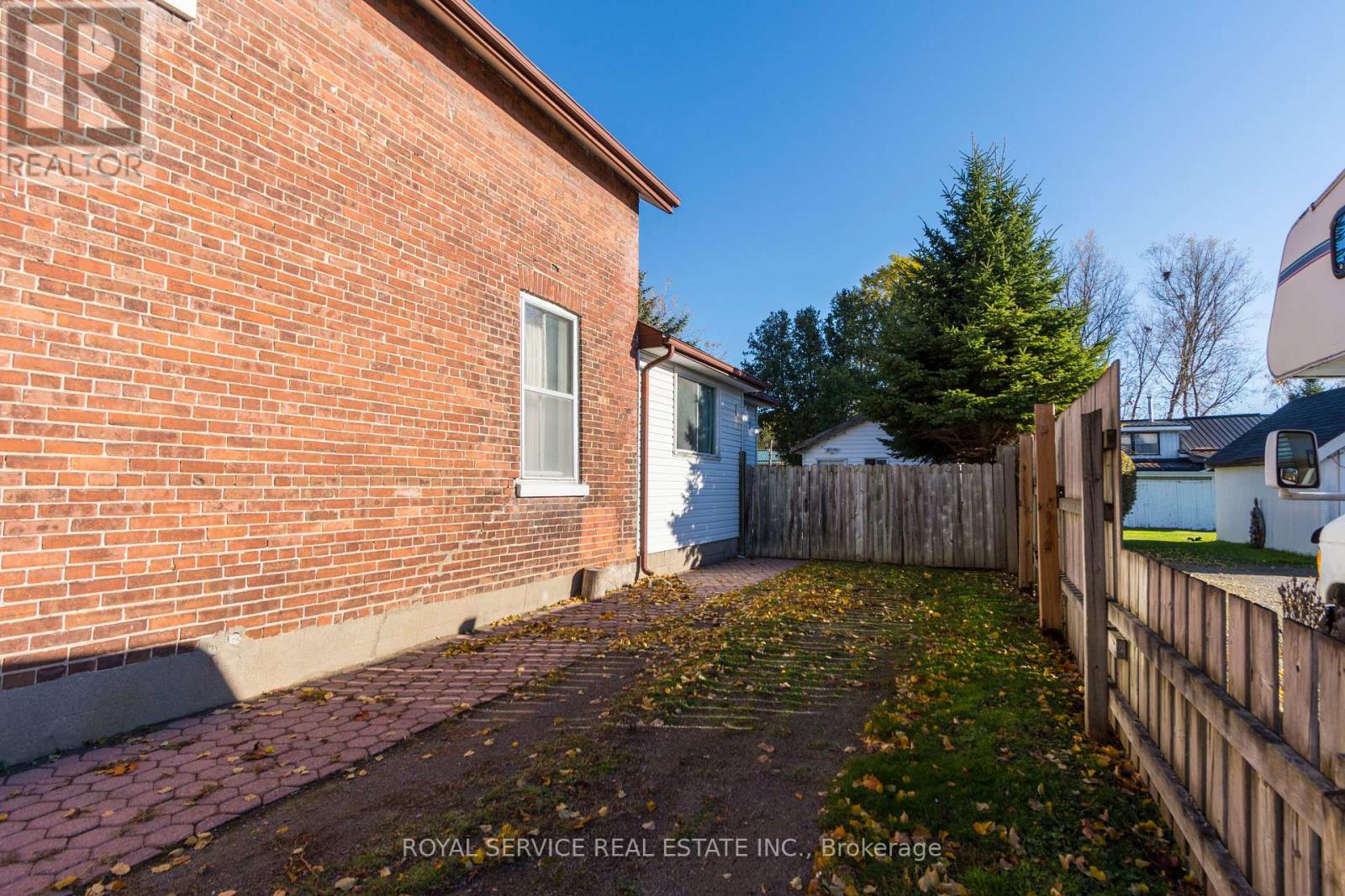 370 Division Street S, Cobourg, Ontario  K9A 3R6 - Photo 27 - X12559742