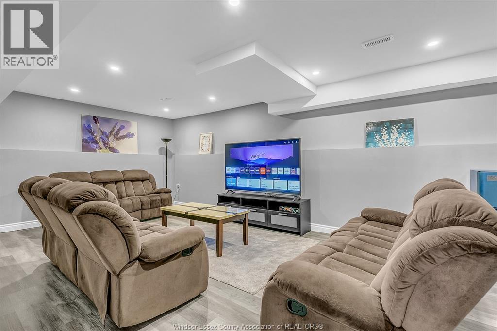 405 River Avenue, Lasalle, Ontario  N9J 1A1 - Photo 14 - 25029241