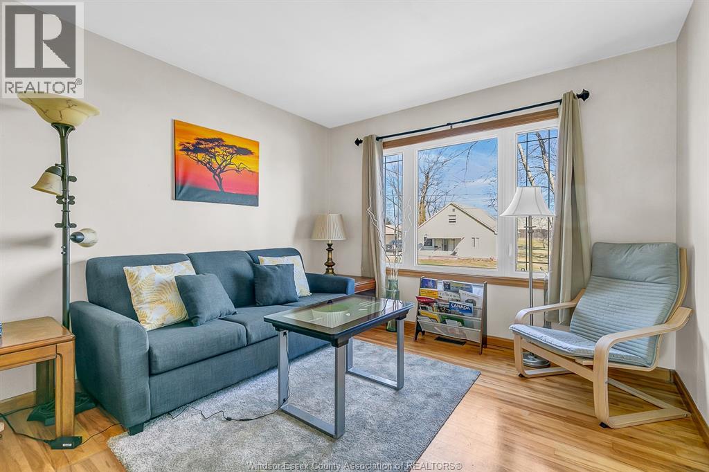 405 River Avenue, Lasalle, Ontario  N9J 1A1 - Photo 3 - 25029241