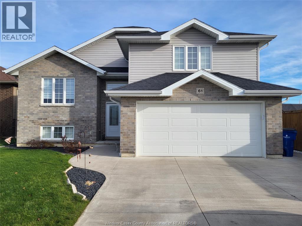 MLS# 25029228: 61 HOMESTEADS, Tilbury, Canada