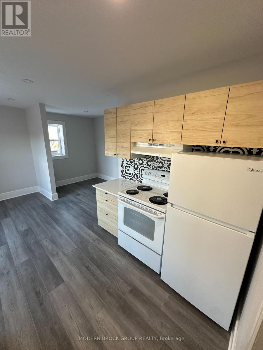 2 - 4 Water Water Street, North Grenville, Ontario  K0G 1J0 - Photo 4 - X12562360