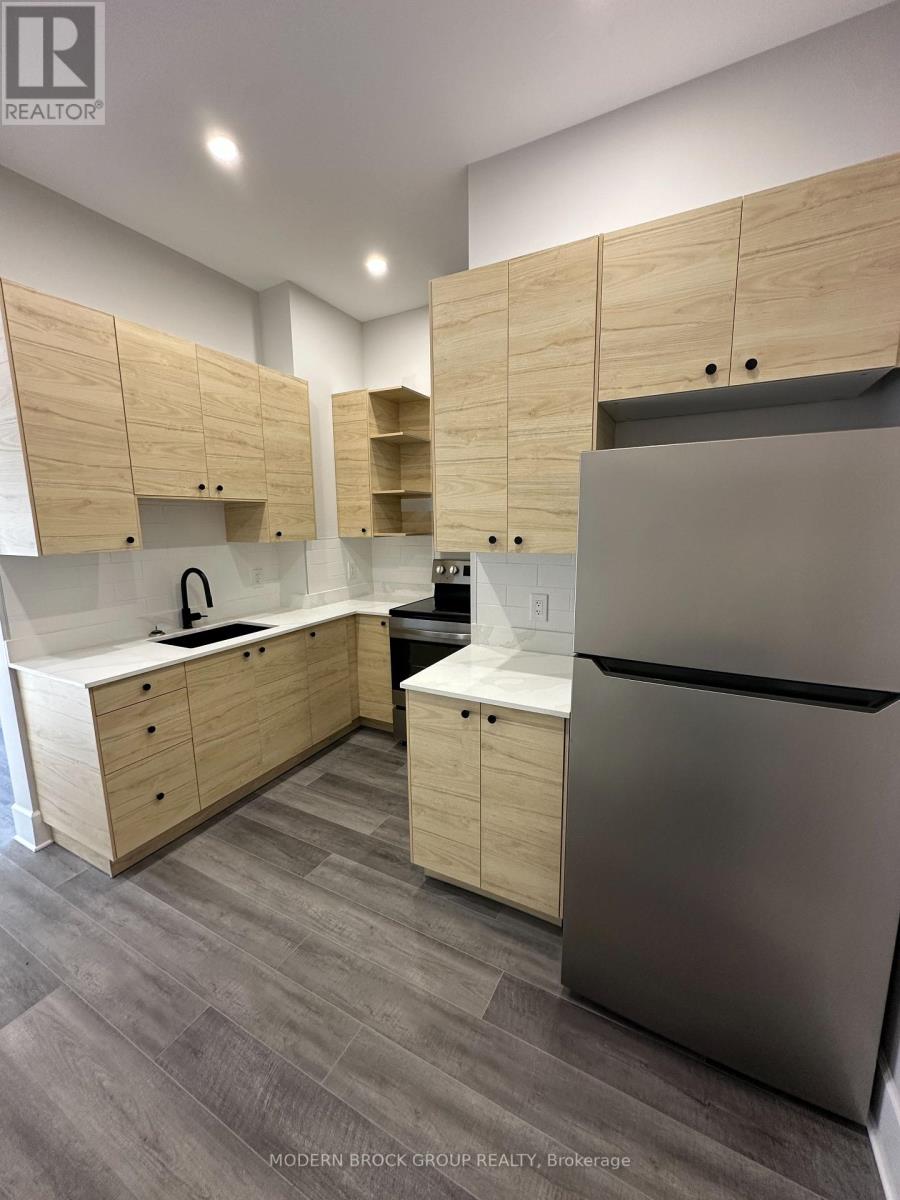 4 - 4 Water Street, North Grenville, Ontario  K0J 1J0 - Photo 3 - X12562362