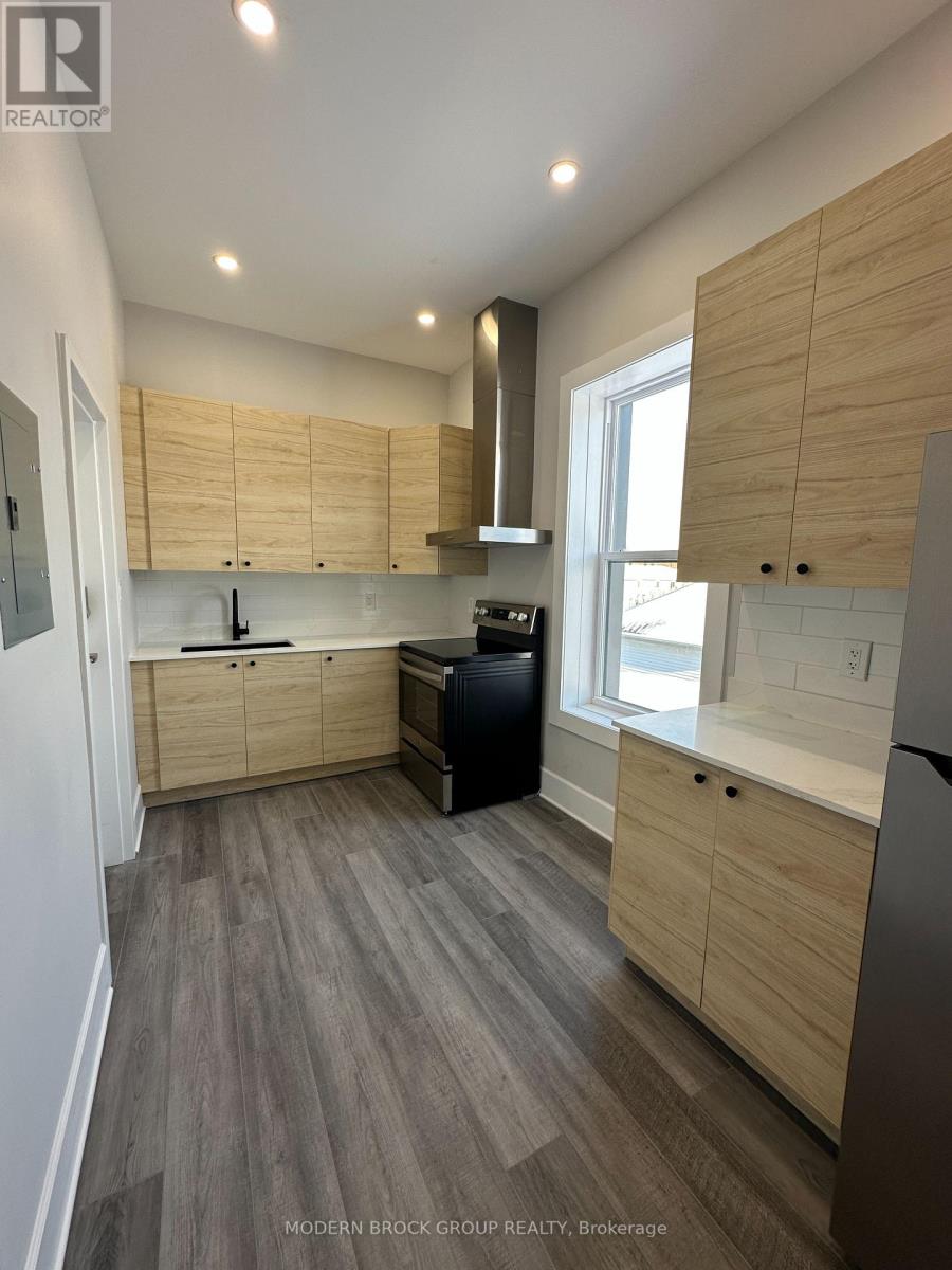 5 - 4 Water Street, North Grenville, Ontario  K0G 1J0 - Photo 5 - X12562364