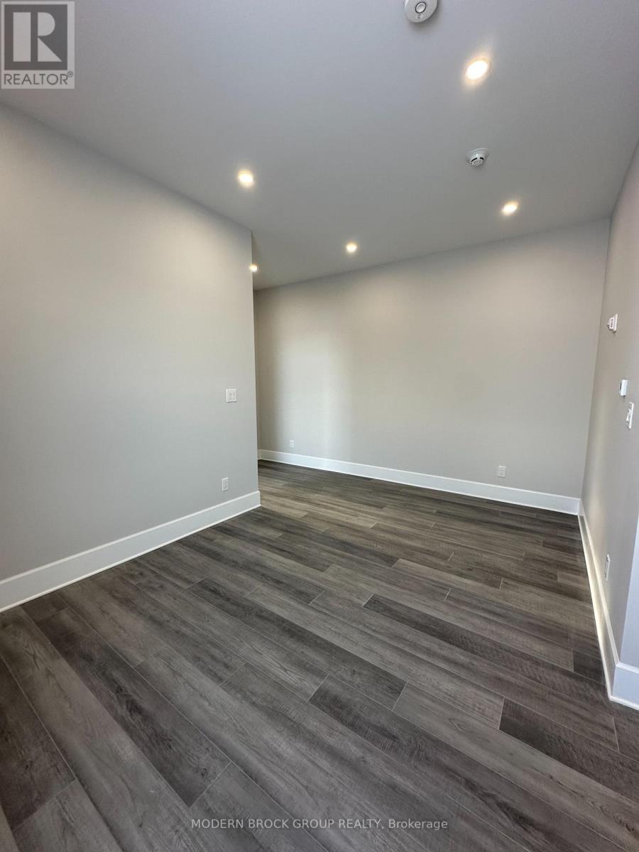 5 - 4 Water Street, North Grenville, Ontario  K0G 1J0 - Photo 7 - X12562364