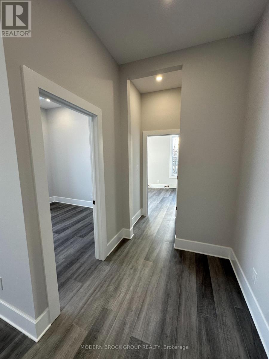 5 - 4 Water Street, North Grenville, Ontario  K0G 1J0 - Photo 9 - X12562364