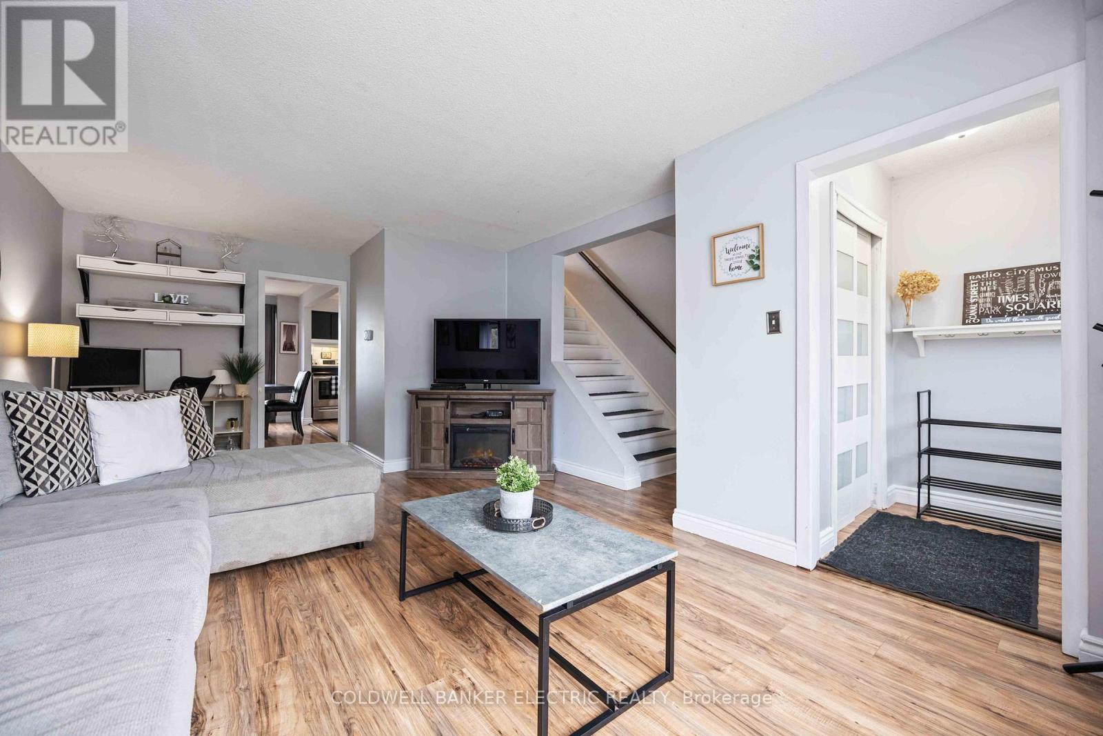 900 Southridge Street, Oshawa, Ontario  L1H 8A5 - Photo 5 - E12562166