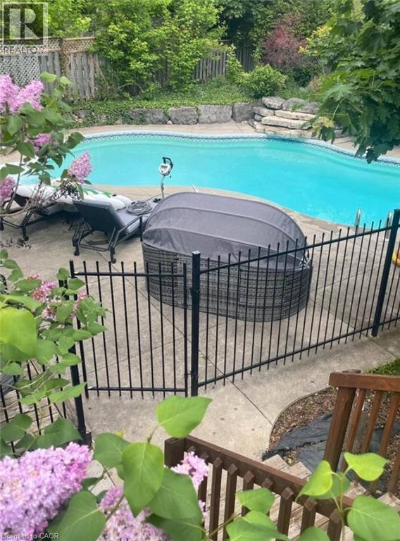 16 Mollison Court, Guelph, Ontario  N1C 1A7 - Photo 44 - 40782032