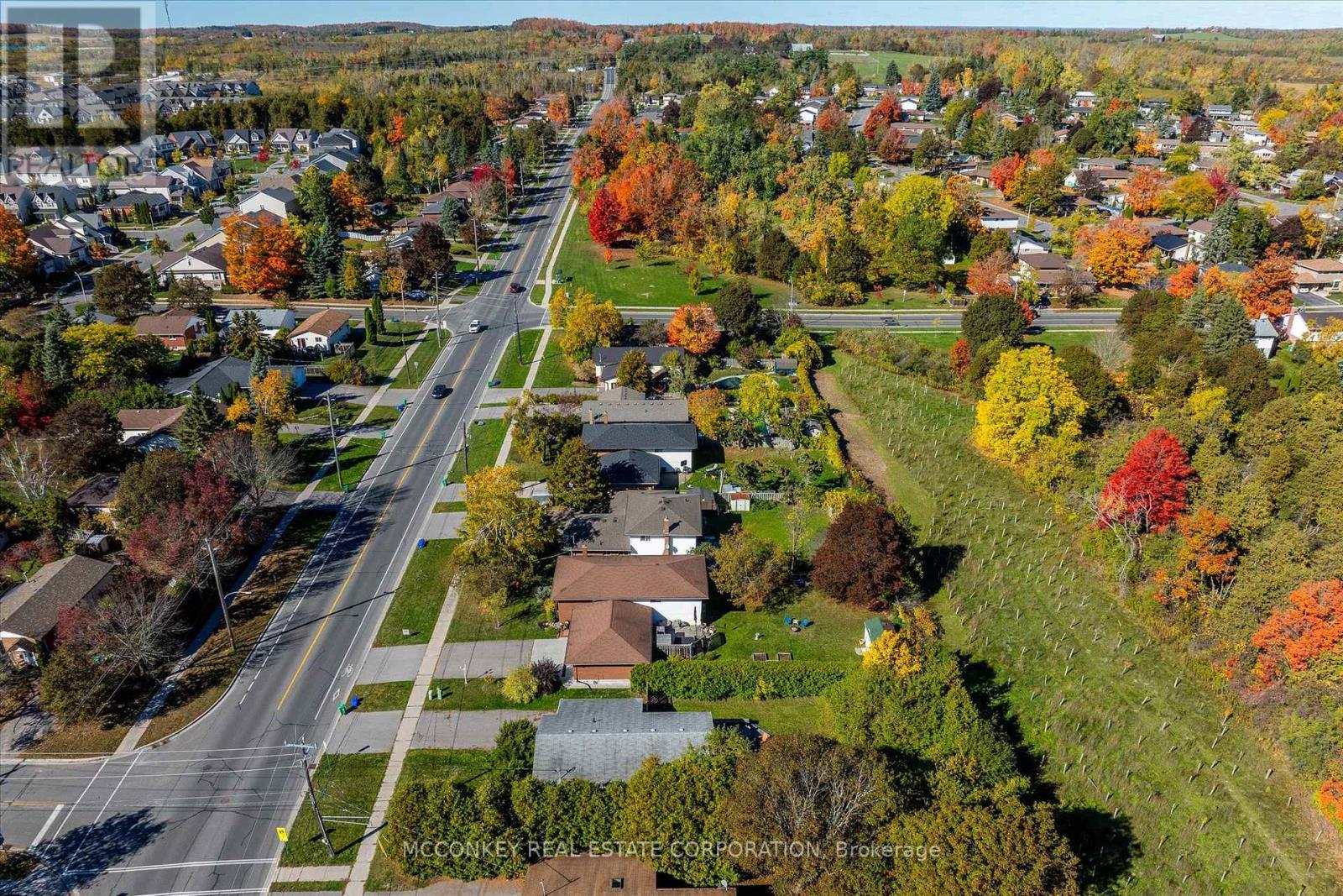 1216 Hilliard Street, Peterborough (Northcrest Ward 5), Ontario  K9H 7H9 - Photo 32 - X12562302