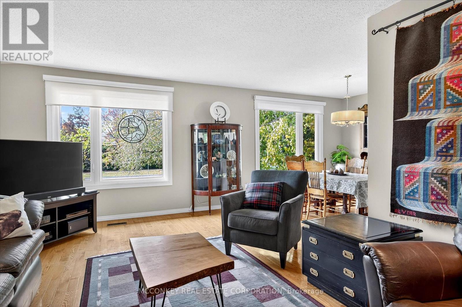 1216 Hilliard Street, Peterborough, Ontario  K9H 7H9 - Photo 6 - X12562302