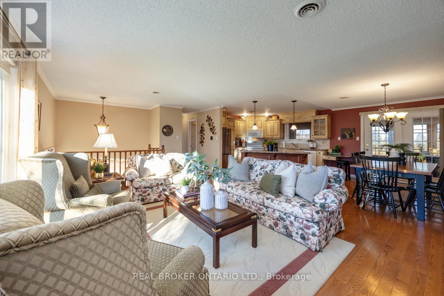 307 The Captain's Corner, Kawartha Lakes, Ontario  K0M 1A0 - Photo 19 - X12562404