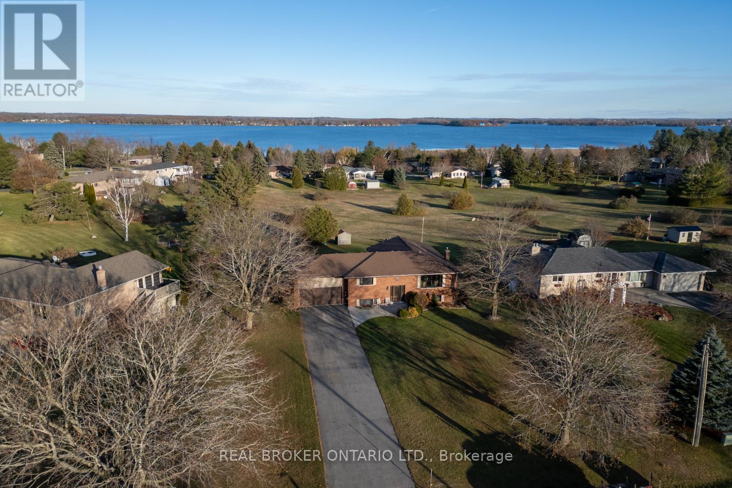 307 The Captain's Corner, Kawartha Lakes, Ontario  K0M 1A0 - Photo 3 - X12562404