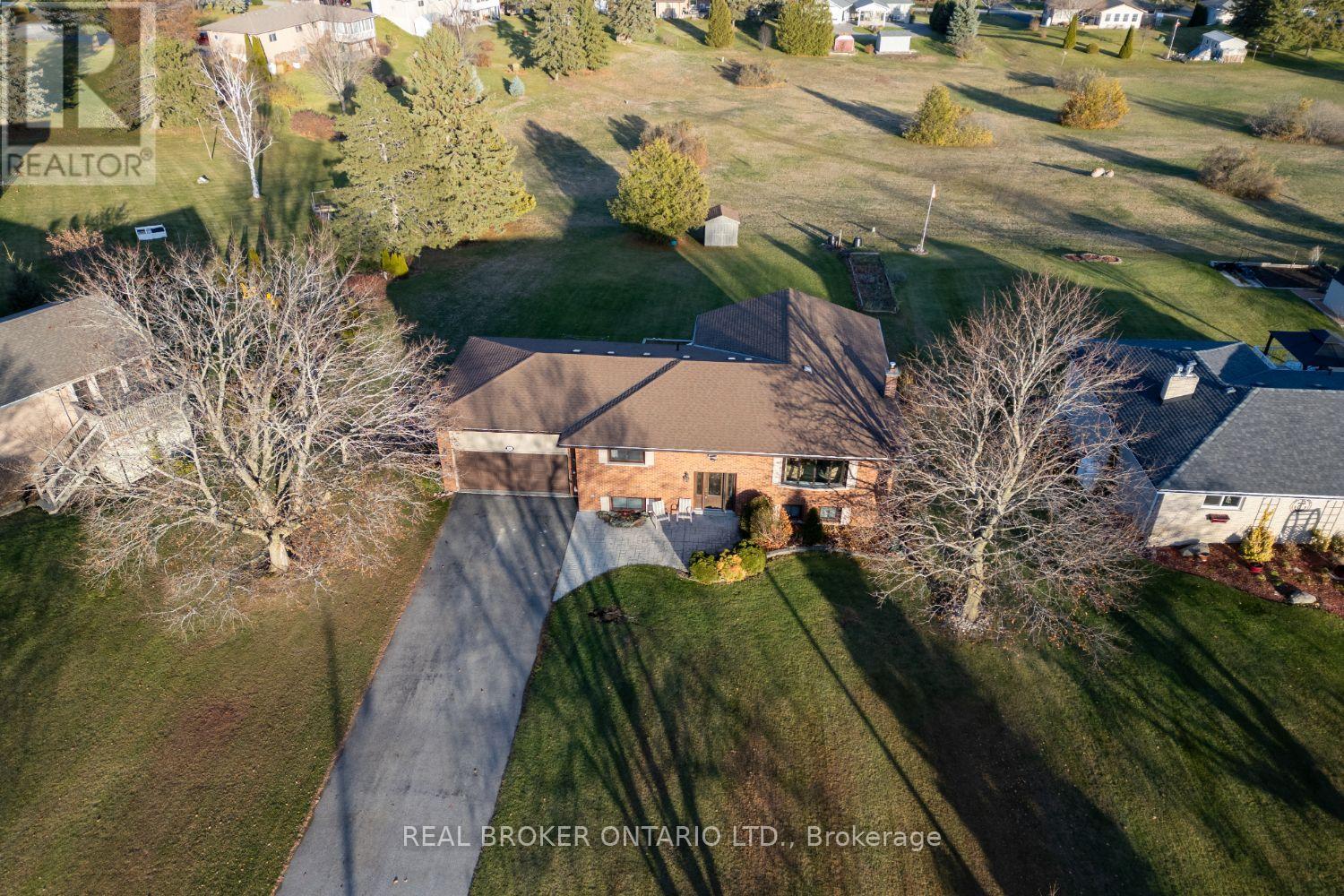 307 The Captain's Corner, Kawartha Lakes, Ontario  K0M 1A0 - Photo 37 - X12562404