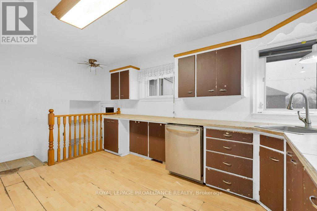 2 Bettes Street, Belleville, Ontario  K8N 3N3 - Photo 13 - X12562418