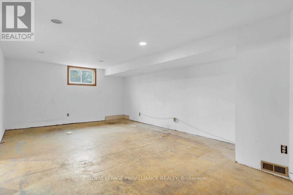 2 Bettes Street, Belleville, Ontario  K8N 3N3 - Photo 19 - X12562418