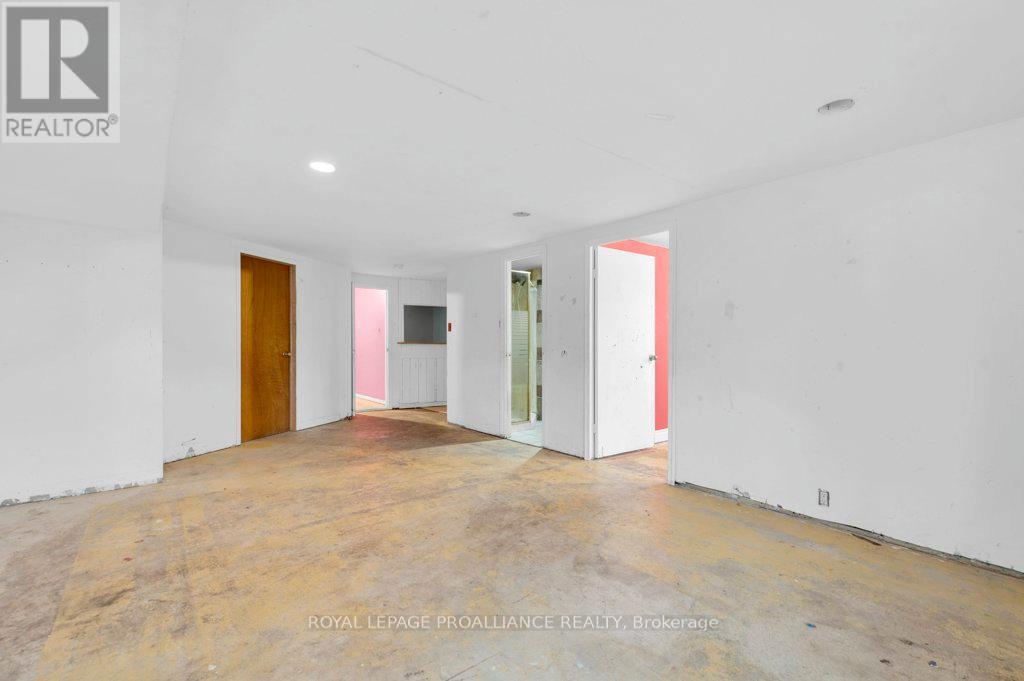 2 Bettes Street, Belleville, Ontario  K8N 3N3 - Photo 20 - X12562418