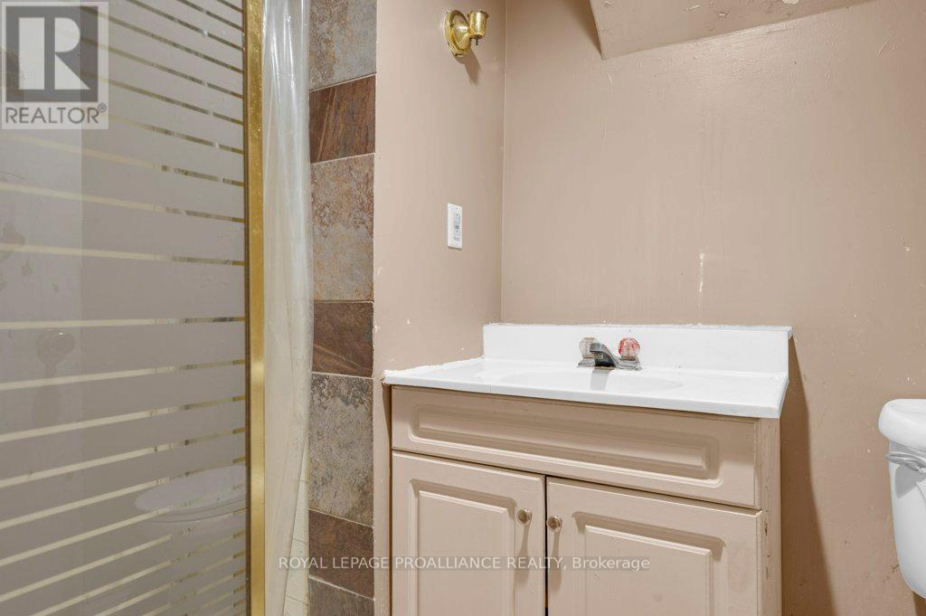 2 Bettes Street, Belleville, Ontario  K8N 3N3 - Photo 22 - X12562418