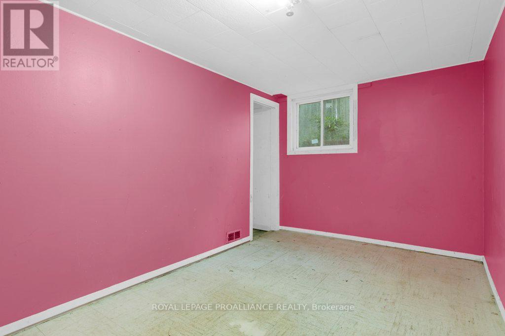 2 Bettes Street, Belleville, Ontario  K8N 3N3 - Photo 23 - X12562418