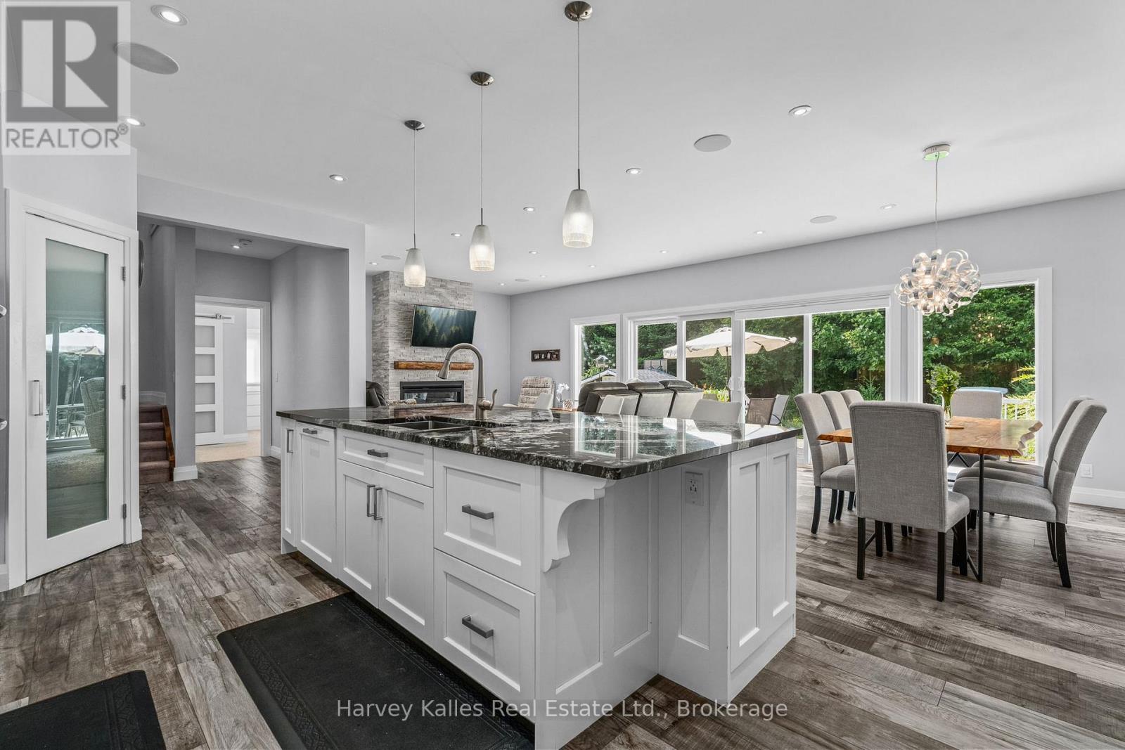 36 Homestead Lane, Huntsville (Chaffey), Ontario  P1H 2N8 - Photo 13 - X12562212