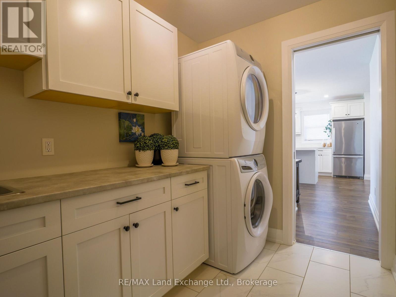 1 - 2 Fairway Lane, Saugeen Shores, Ontario  N0H 2C3 - Photo 24 - X12562344