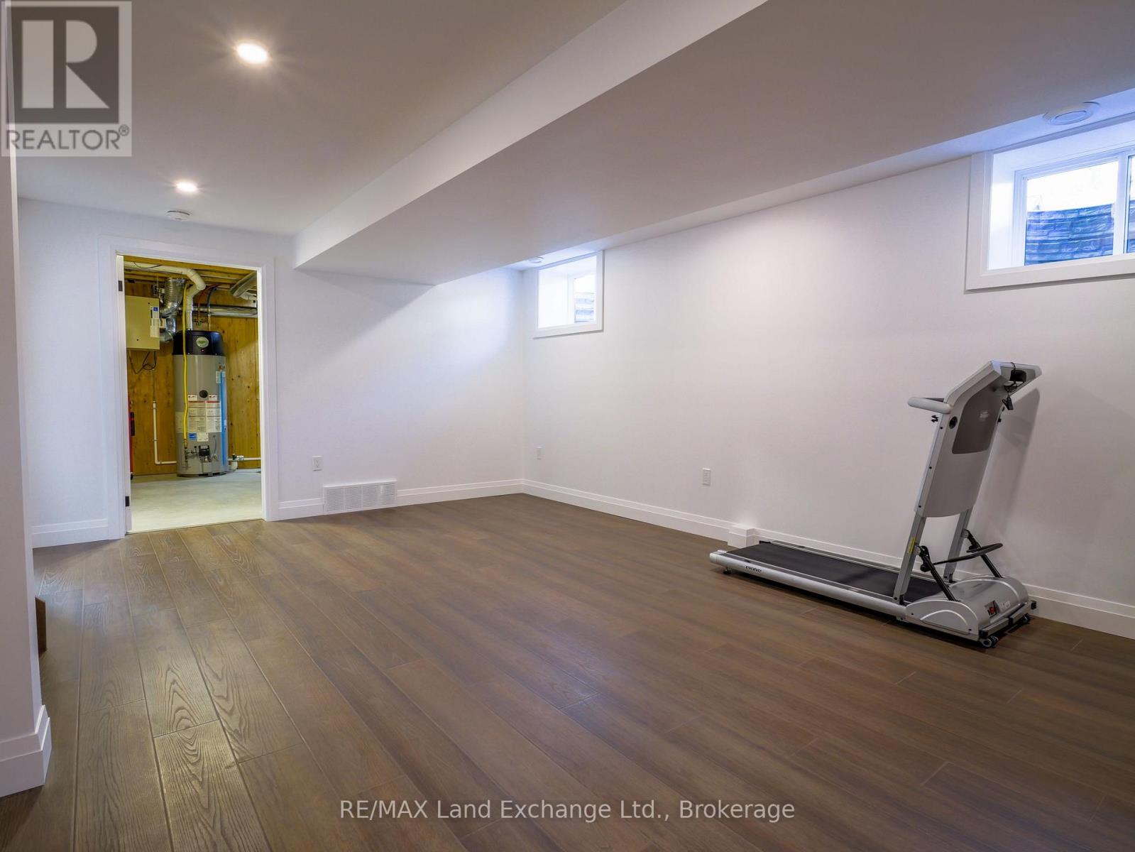 1 - 2 Fairway Lane, Saugeen Shores, Ontario  N0H 2C3 - Photo 33 - X12562344