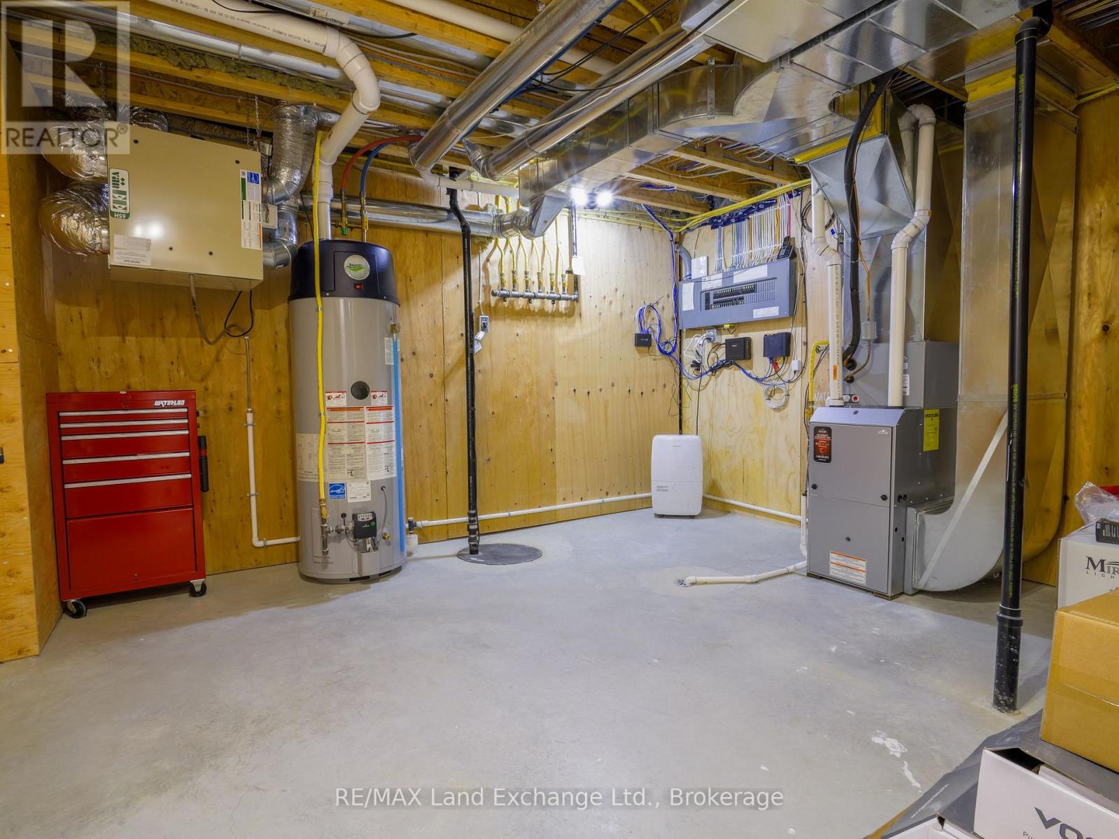 1 - 2 Fairway Lane, Saugeen Shores, Ontario  N0H 2C3 - Photo 34 - X12562344